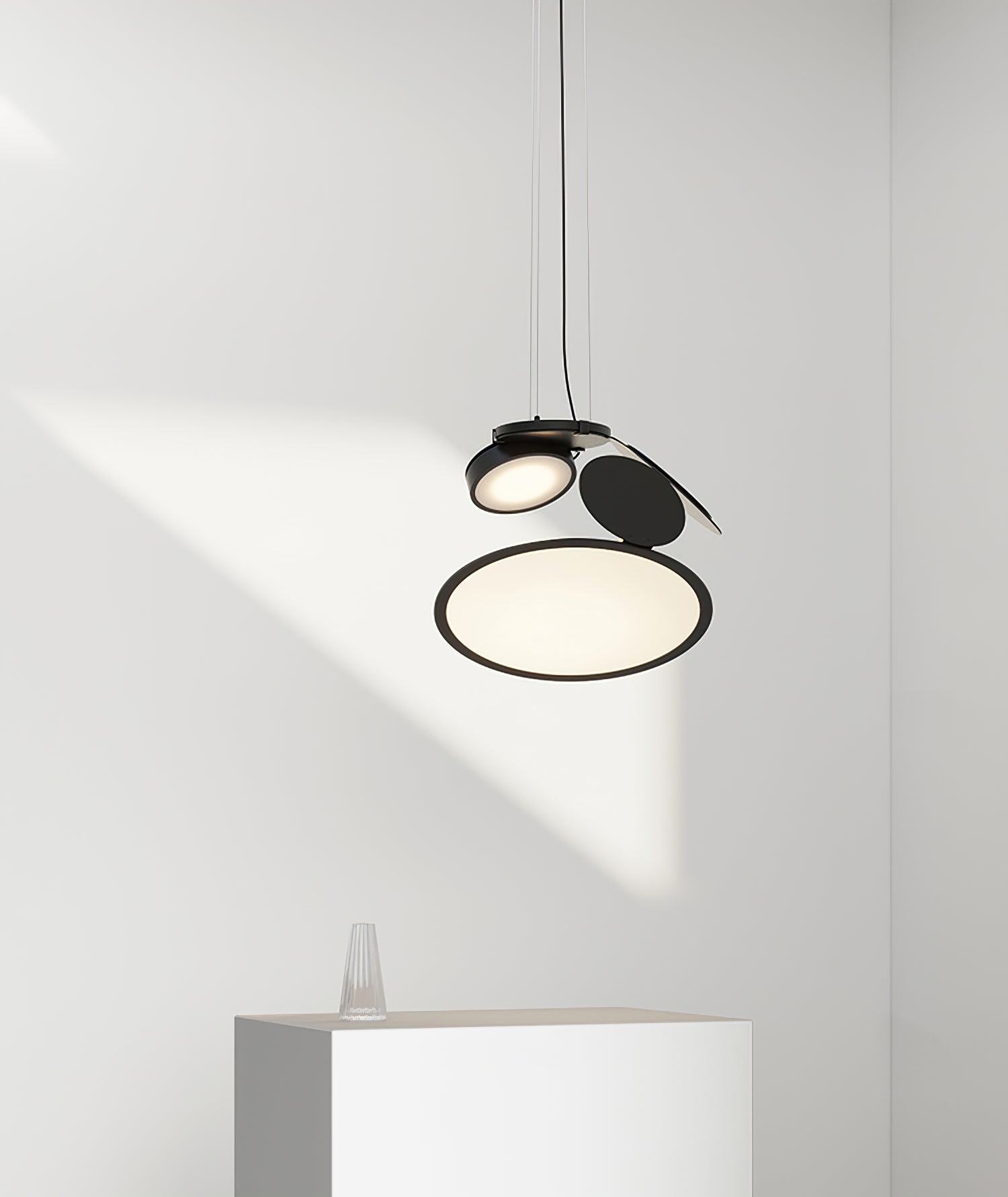 THISTLESTONE GEOMETRIC HANGING LAMP