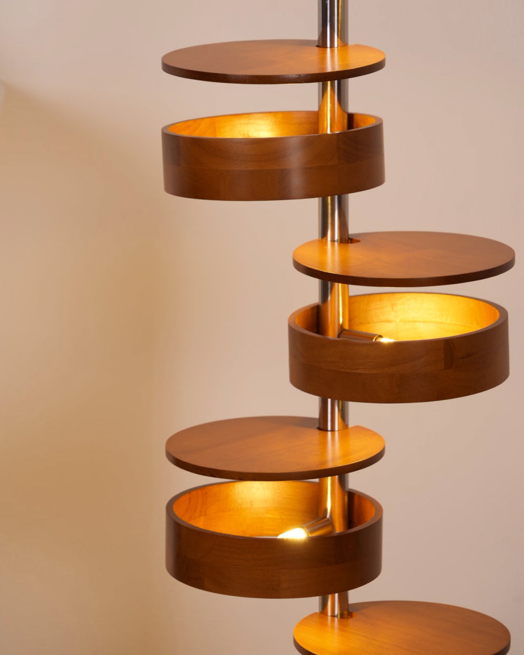 WINTHORPE CYLINDRICAL ILLUMINATION COLUMN