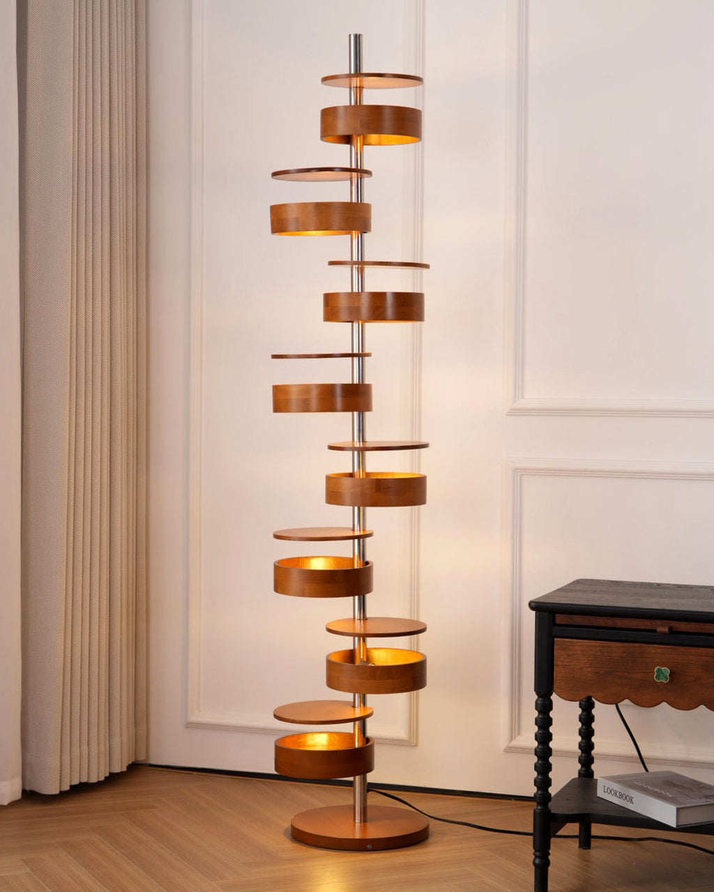 WINTHORPE CYLINDRICAL ILLUMINATION COLUMN