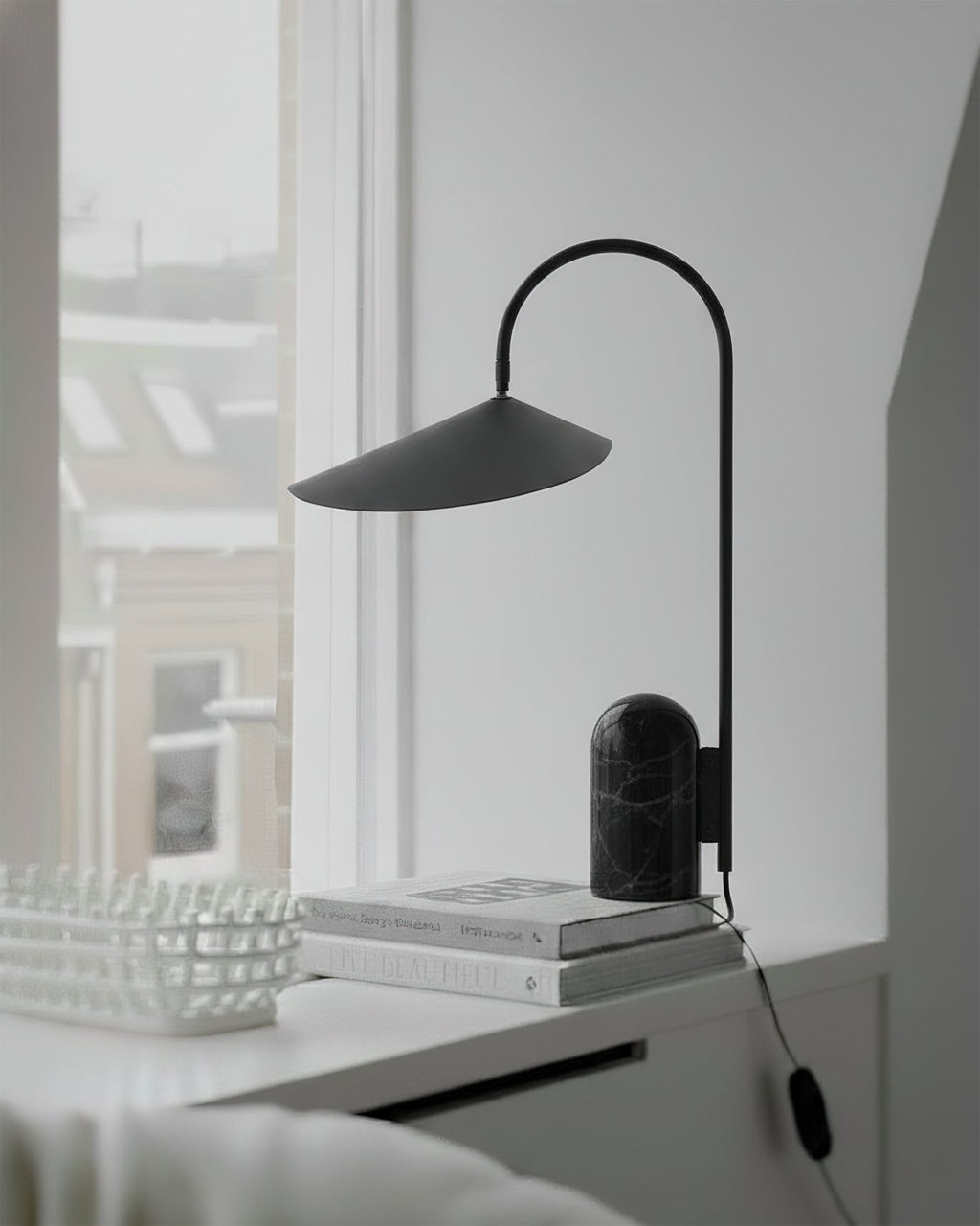 CHARLESTON HARMONY SINGLE SHADE LAMP