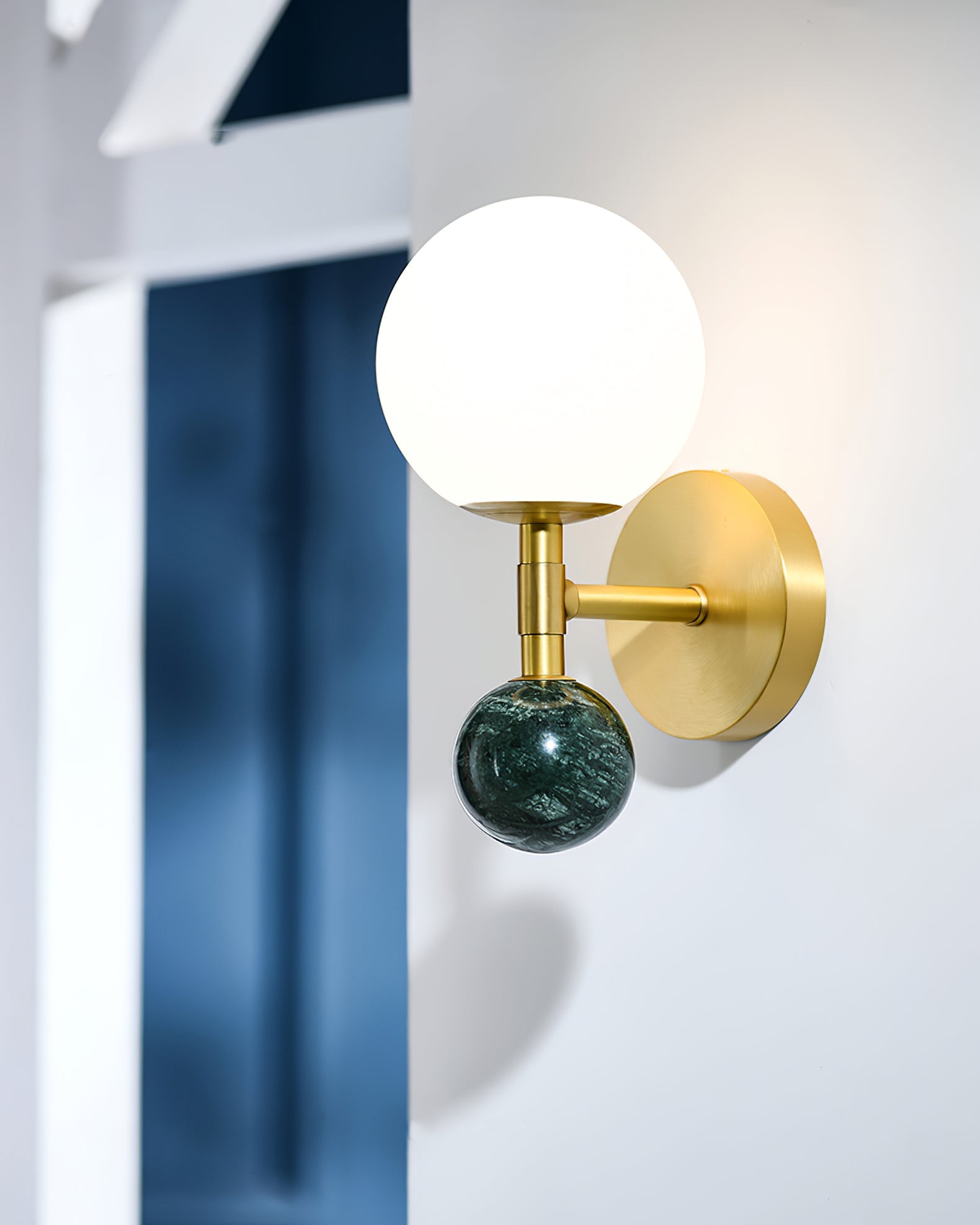 FENWICK TAPERED BRASS WALL SCONCE