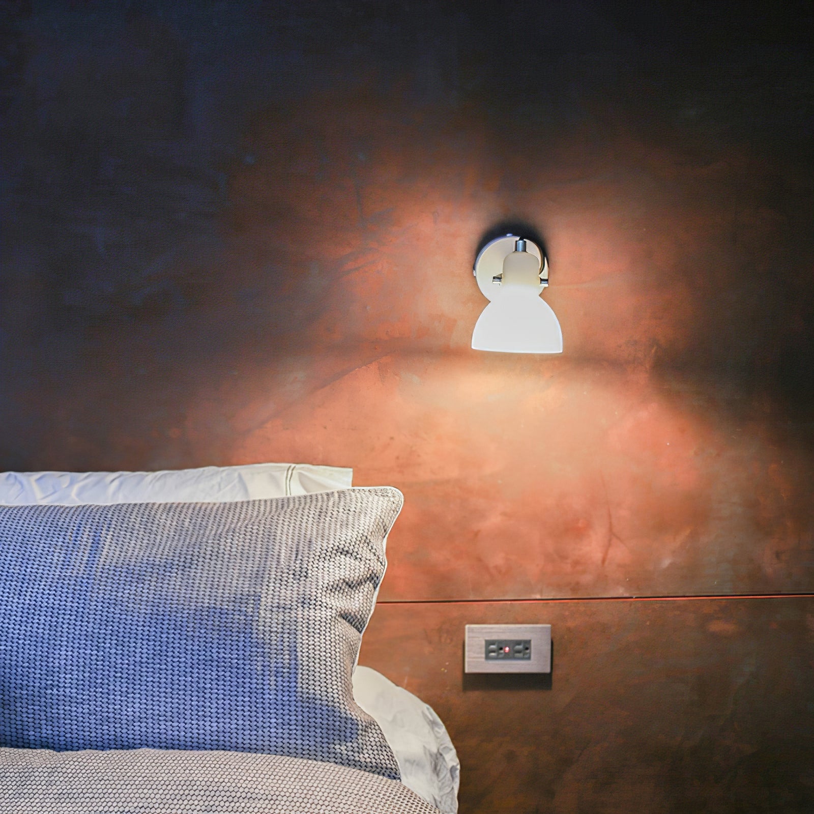 RAVENSHIRE TWIN ARM WALL SCONCE