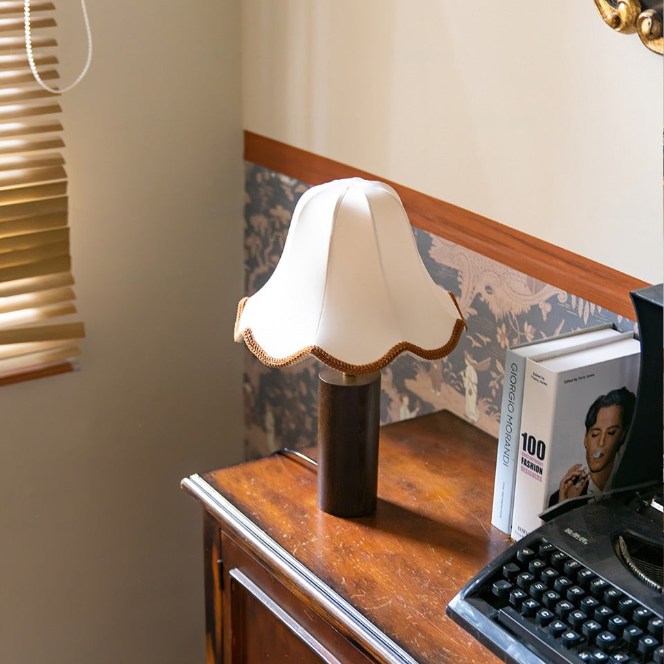 FENWICK AURORA LAMP