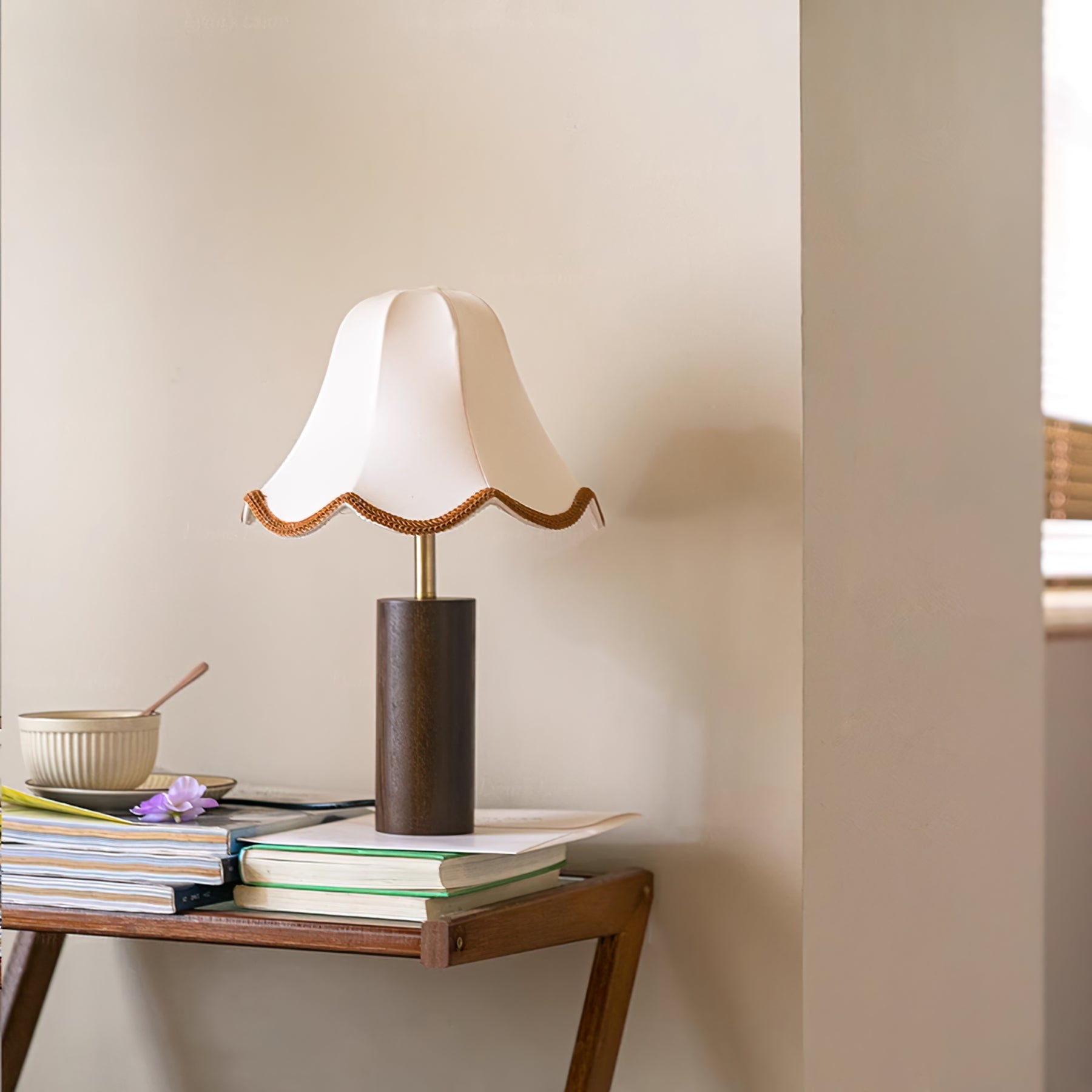 FENWICK AURORA LAMP
