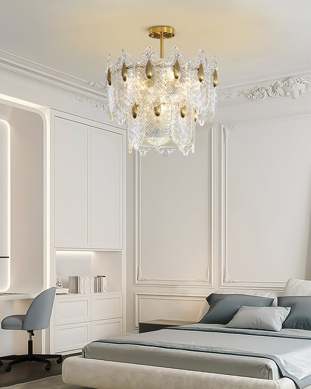 VANDERBILT CRYSTAL TEARDROP LUMINAIRE