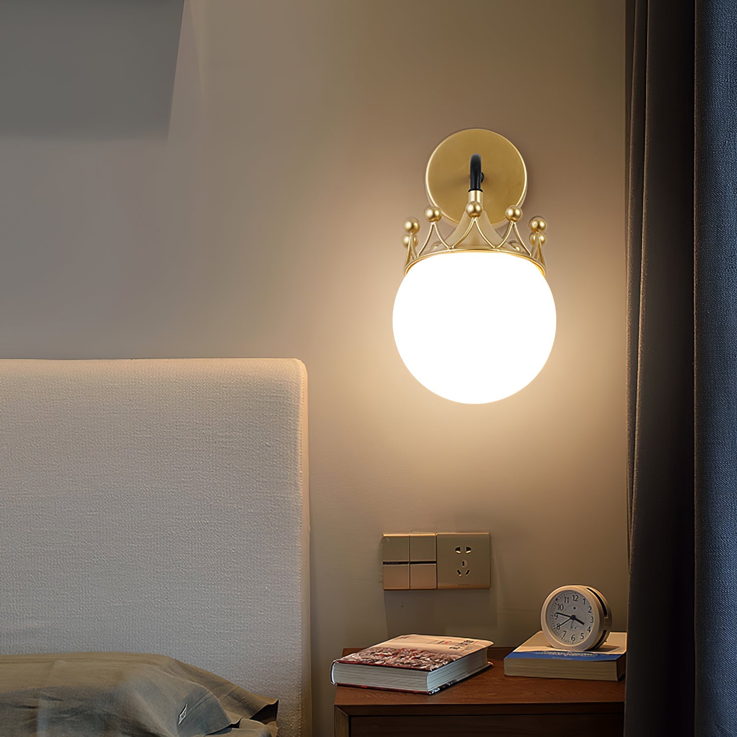FENWICK IVORY TAPERED WALL SCONCE