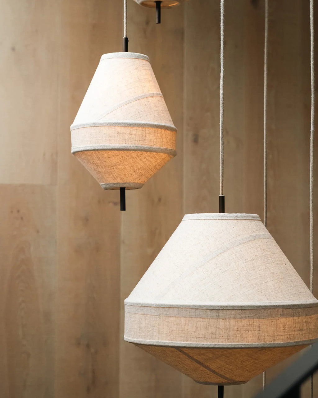 FENWICK HANGING GLASS ILLUMINATOR