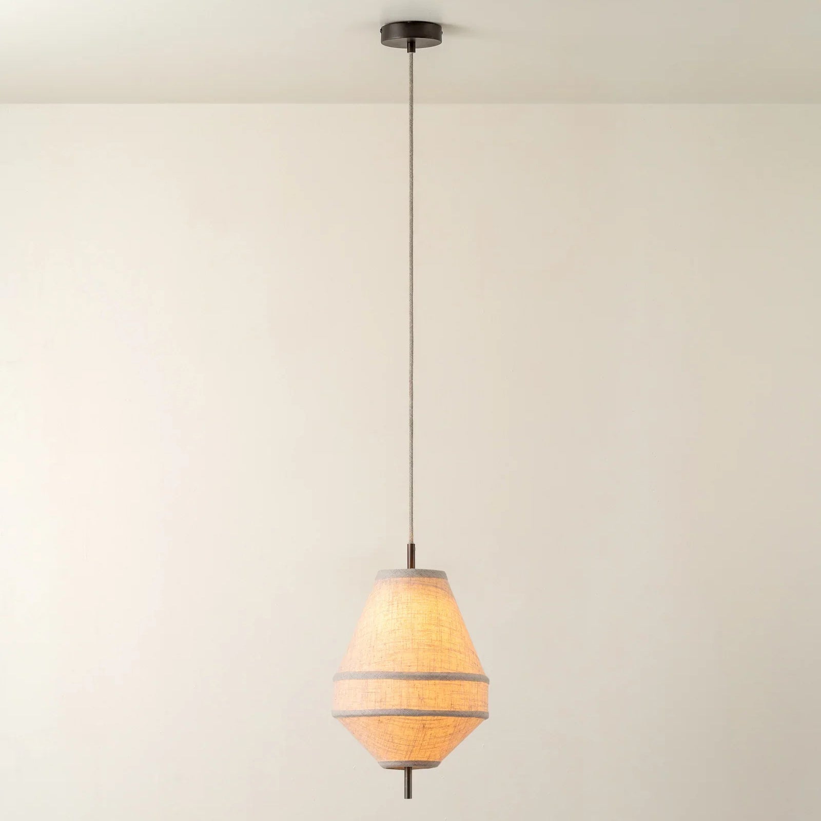 FENWICK HANGING GLASS ILLUMINATOR