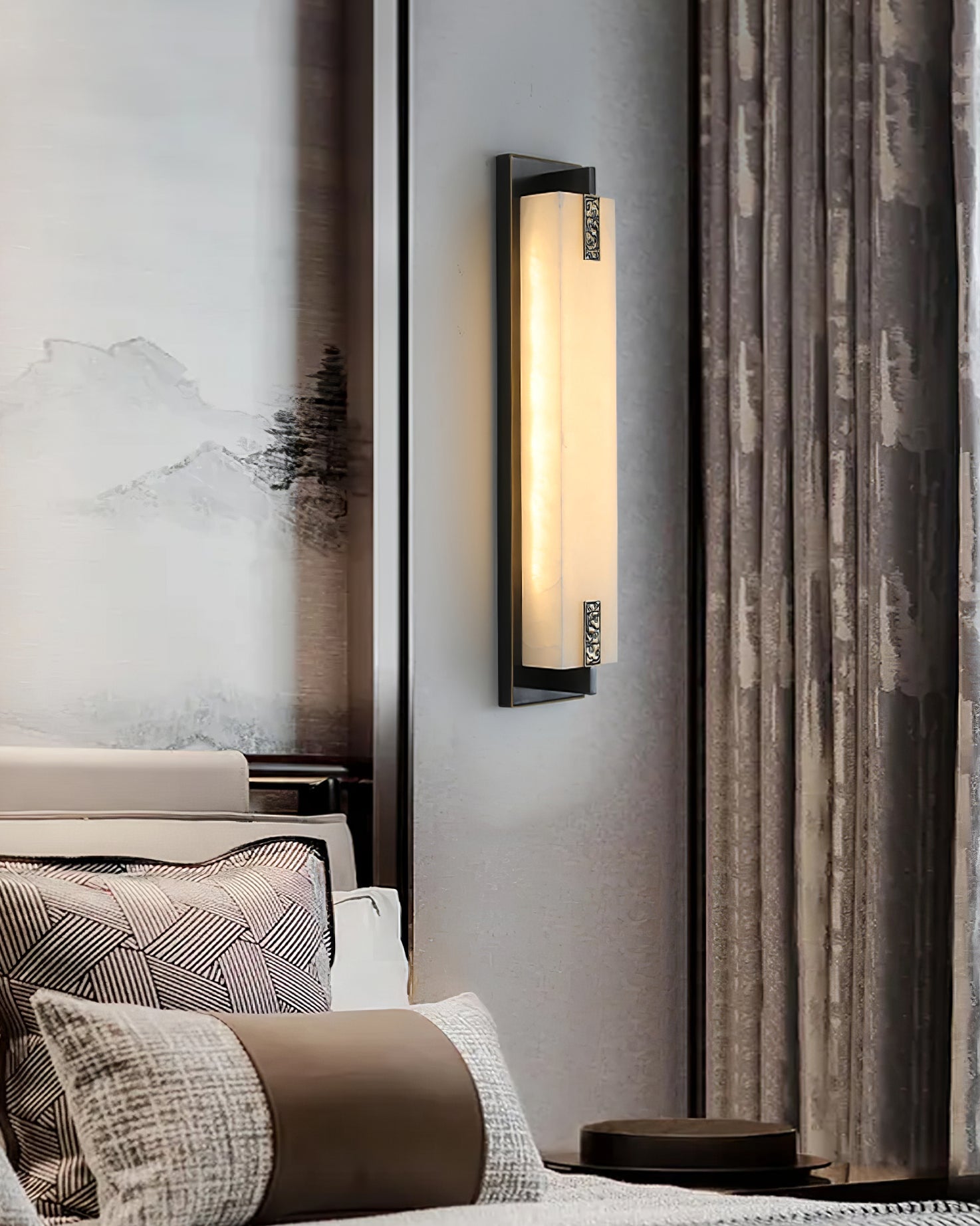 RAVENSCROFT IVORY GLOW WALL SCONCE