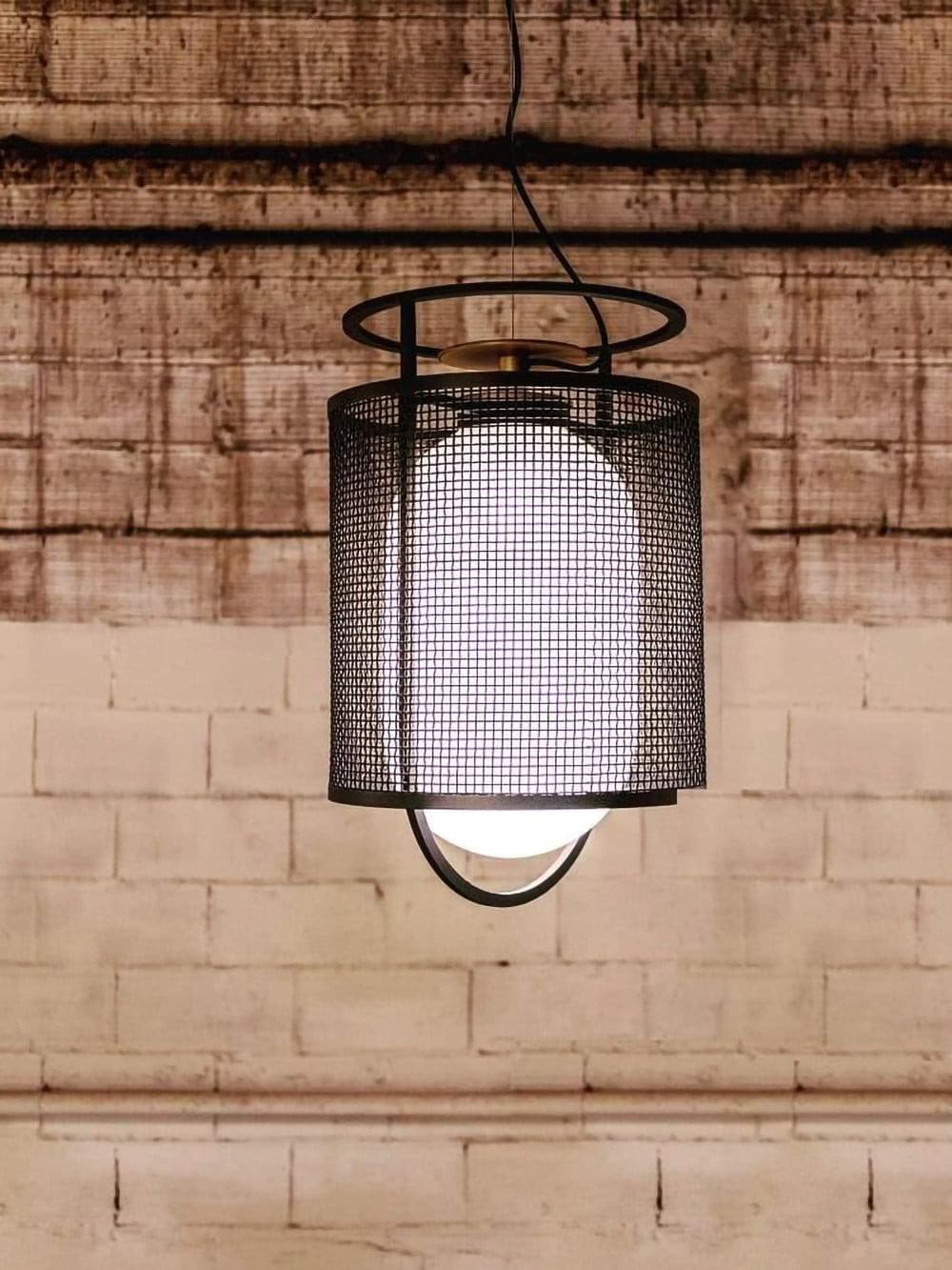 WINTHORPE LUMINOUS ORB HANGING LIGHT