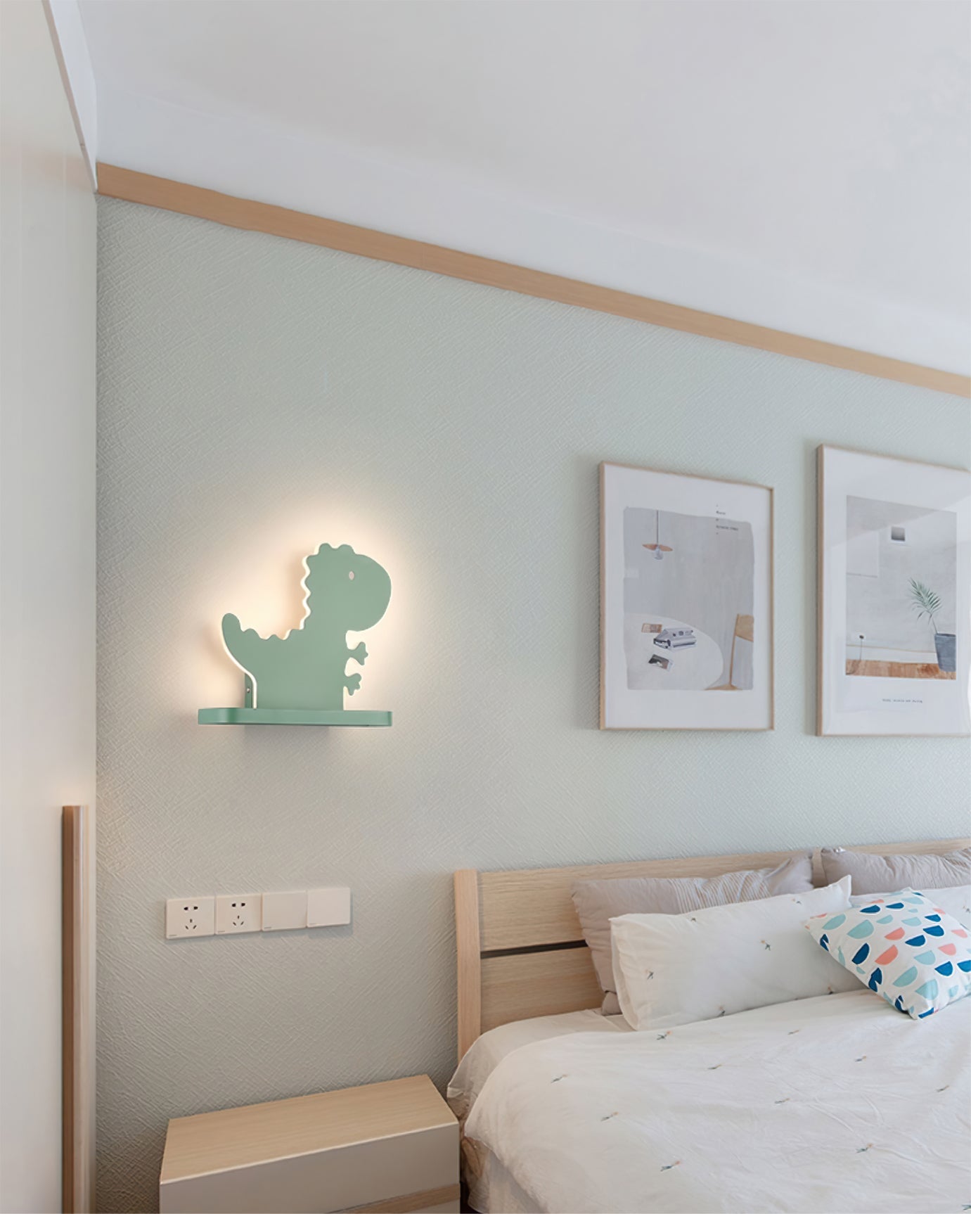 TRICERATOPS ILLUMINATED NURSERY SCONCE