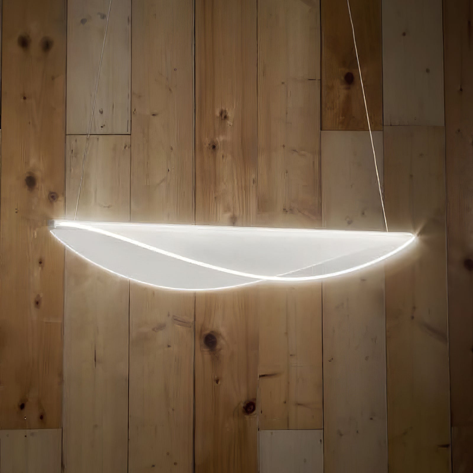 RAVENHALL BELL-SHAPED HANGING LAMP