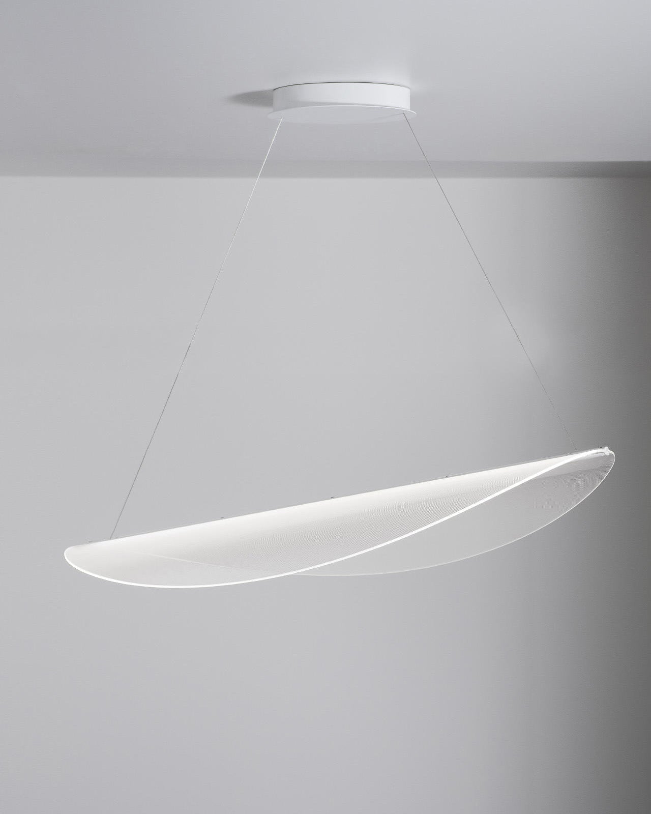 RAVENHALL BELL-SHAPED HANGING LAMP