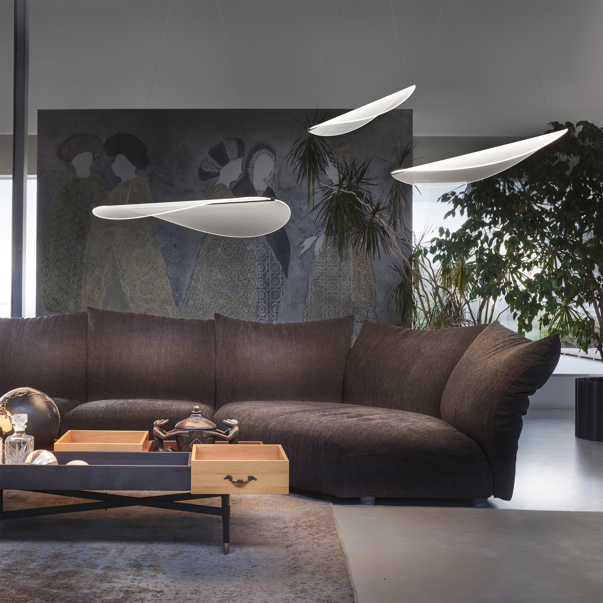 RAVENHALL BELL-SHAPED HANGING LAMP