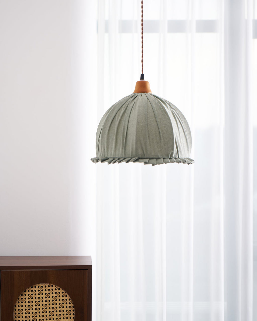 FENWICK HANGING CIRCLE LANTERN