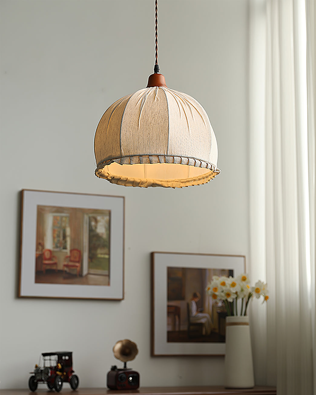 FENWICK HANGING CIRCLE LANTERN