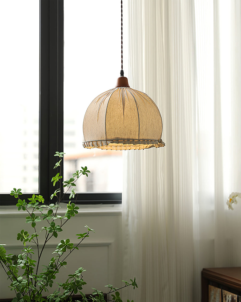 FENWICK HANGING CIRCLE LANTERN