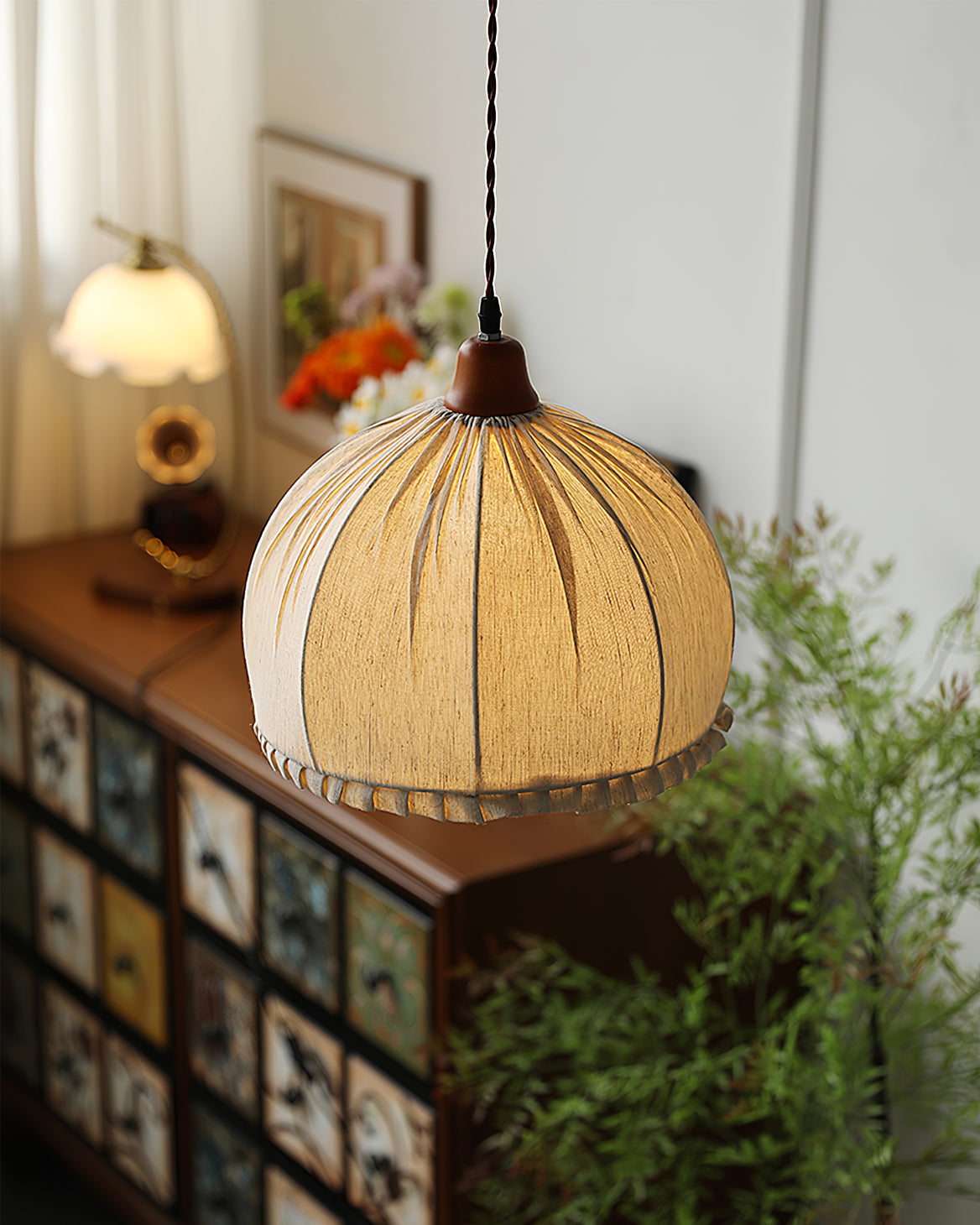 FENWICK HANGING CIRCLE LANTERN