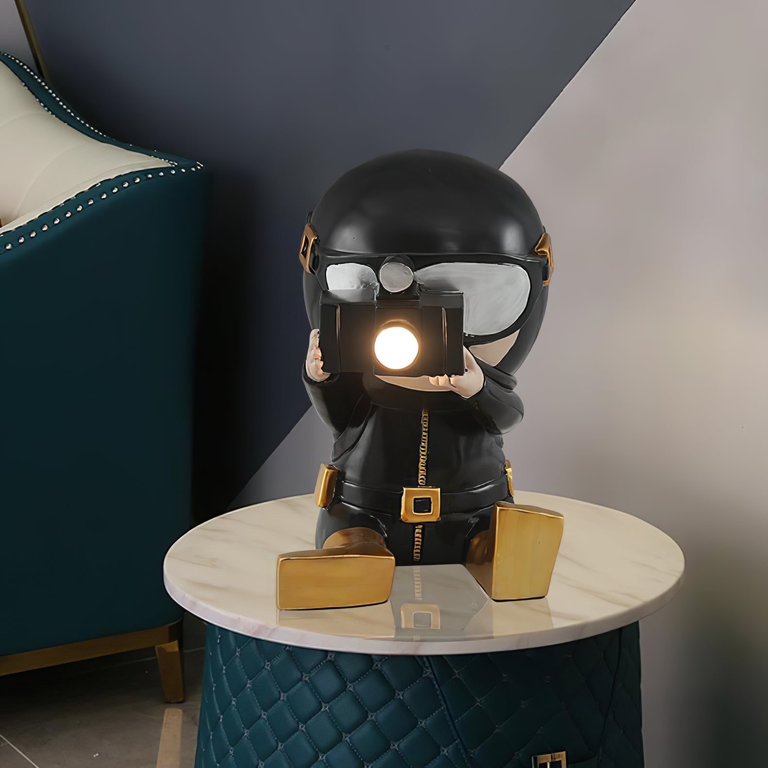 THORNDEN UNDERSEA ILLUMINATOR