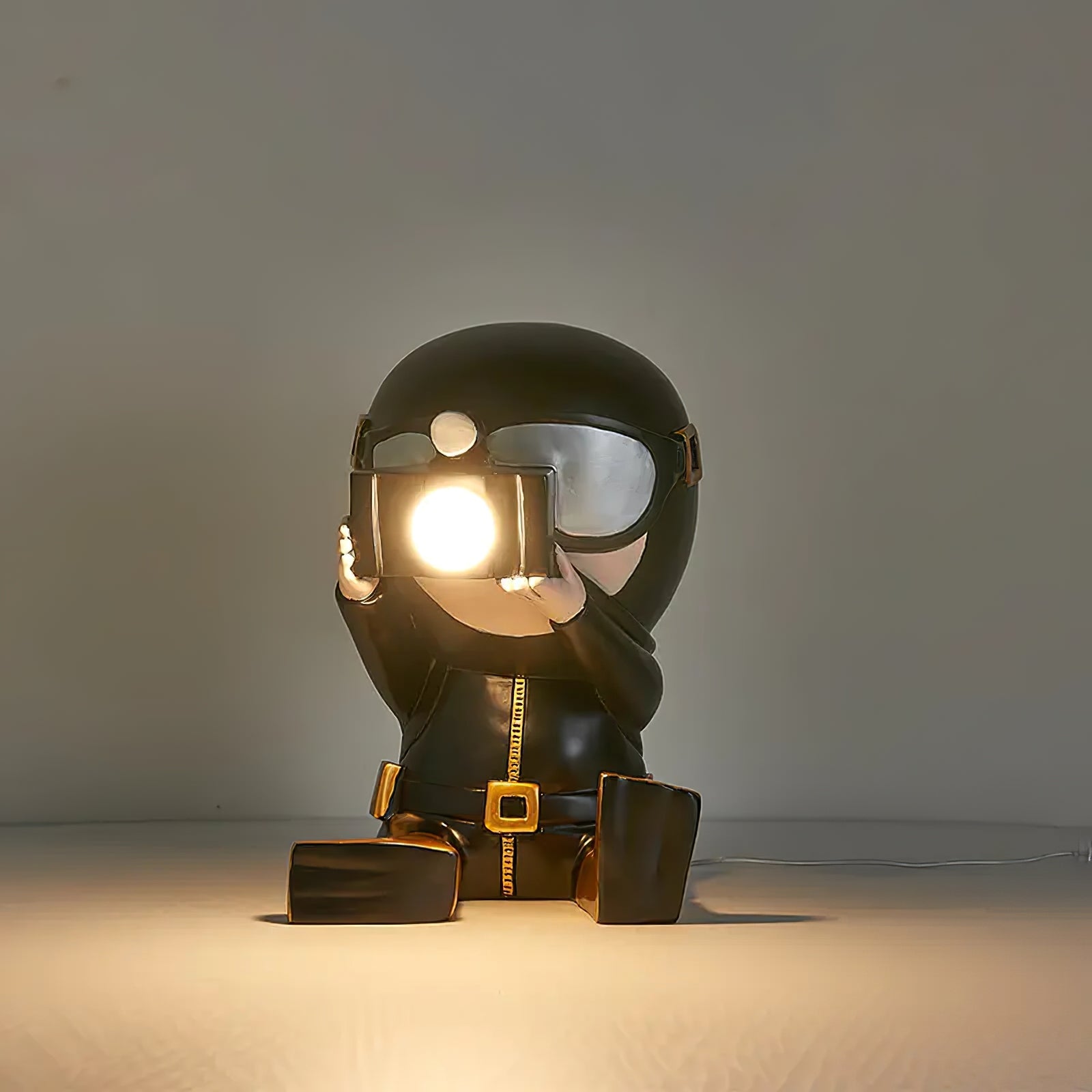THORNDEN UNDERSEA ILLUMINATOR