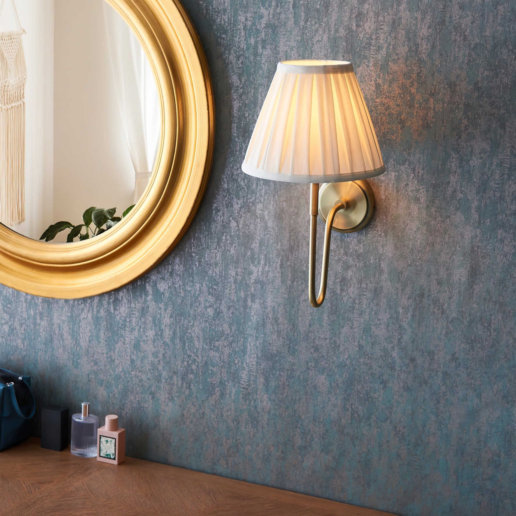 Chesterfield Heritage Wall Lantern