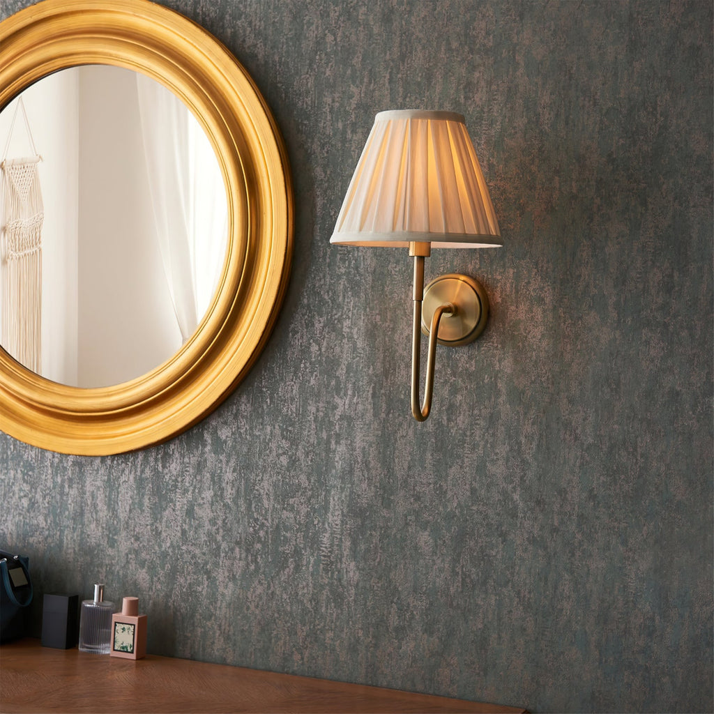 Chesterfield Heritage Wall Lantern