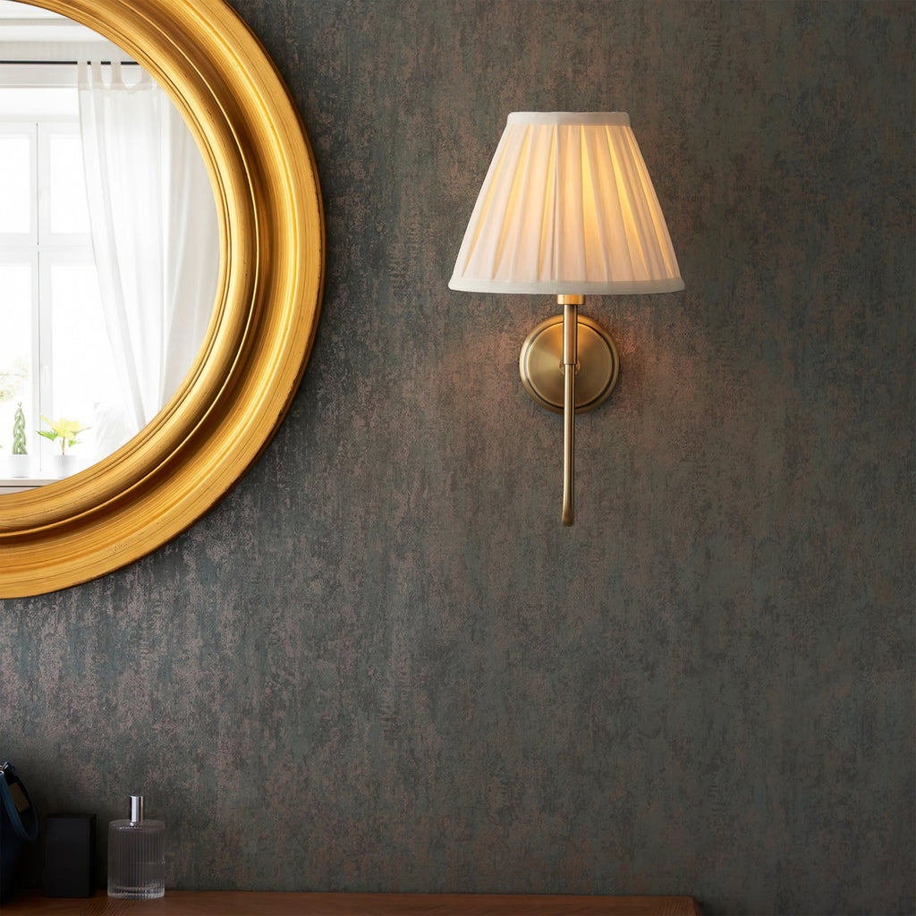 Chesterfield Heritage Wall Lantern