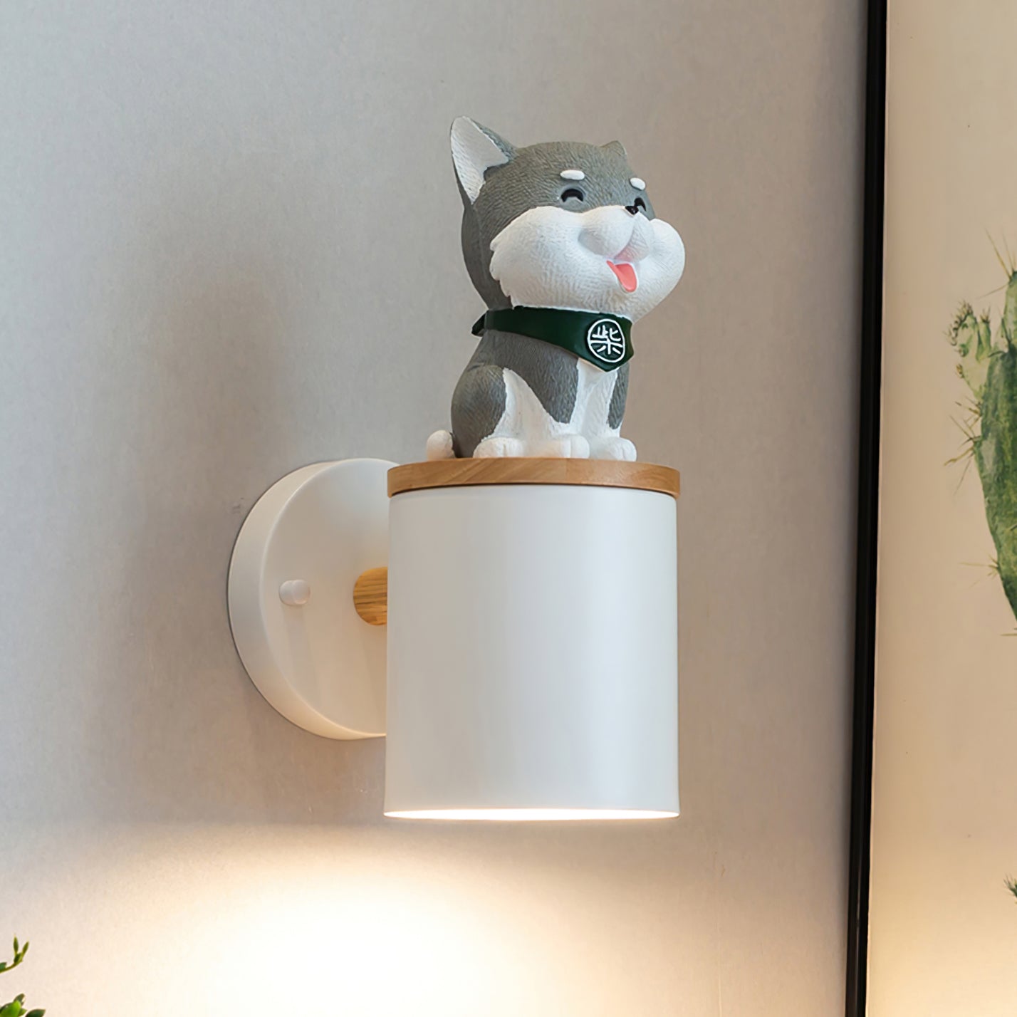 WINDSOR CANINE ILLUMINATION SCONCE