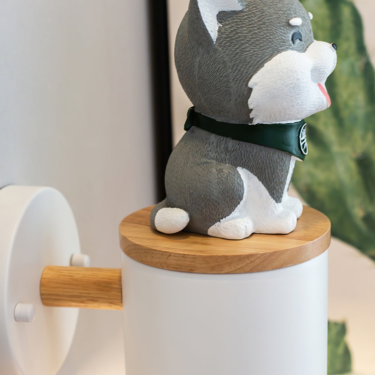 WINDSOR CANINE ILLUMINATION SCONCE