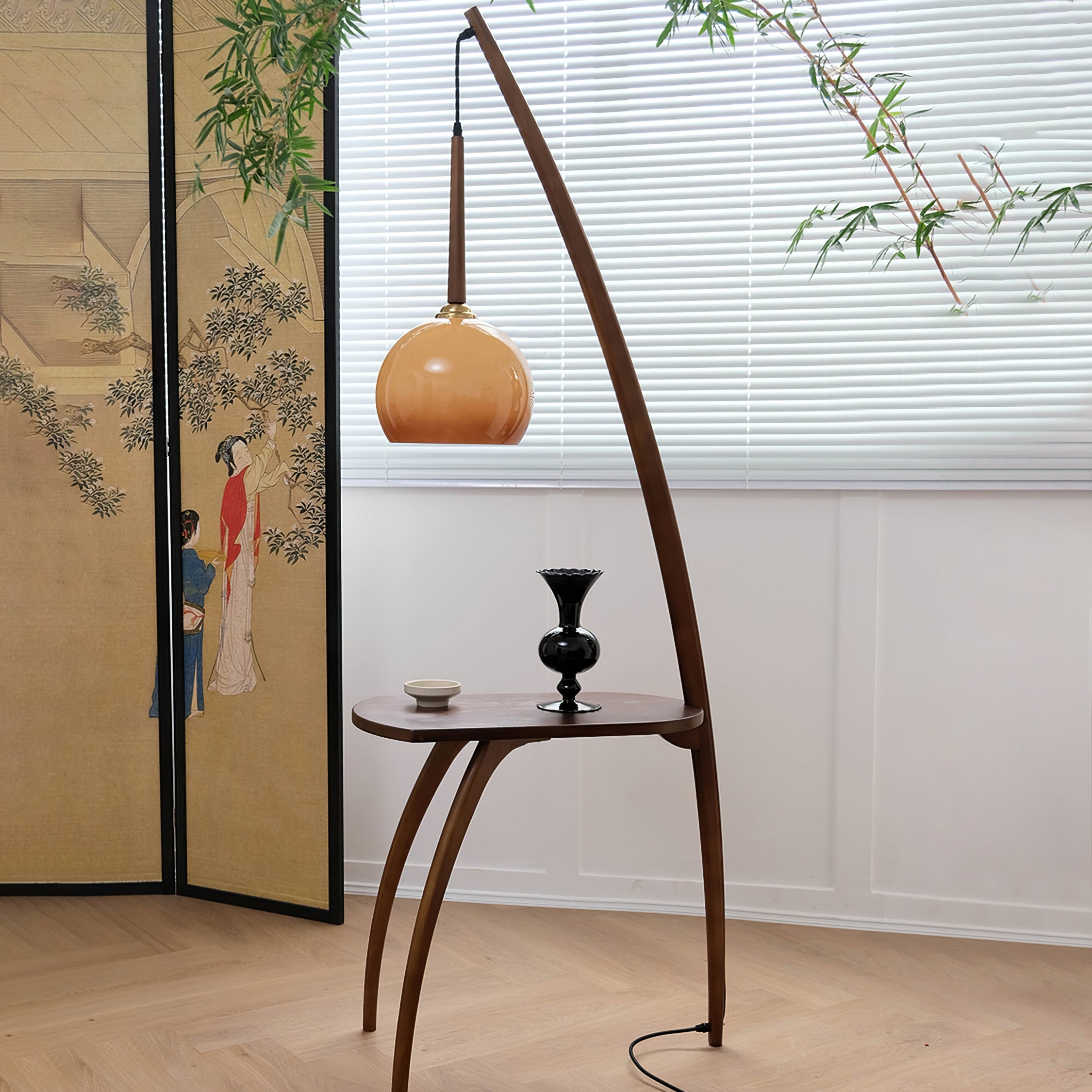 WINDSOR HOLLOW TAPERED LAMP