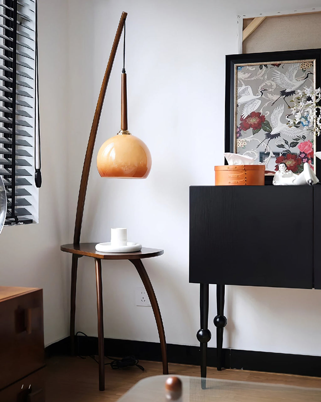 WINDSOR HOLLOW TAPERED LAMP