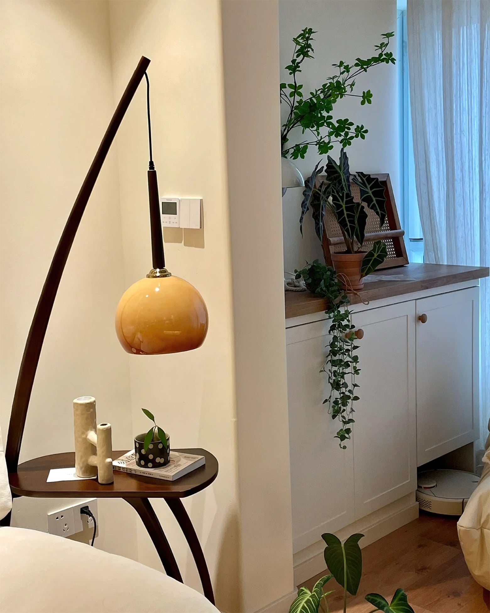 WINDSOR HOLLOW TAPERED LAMP