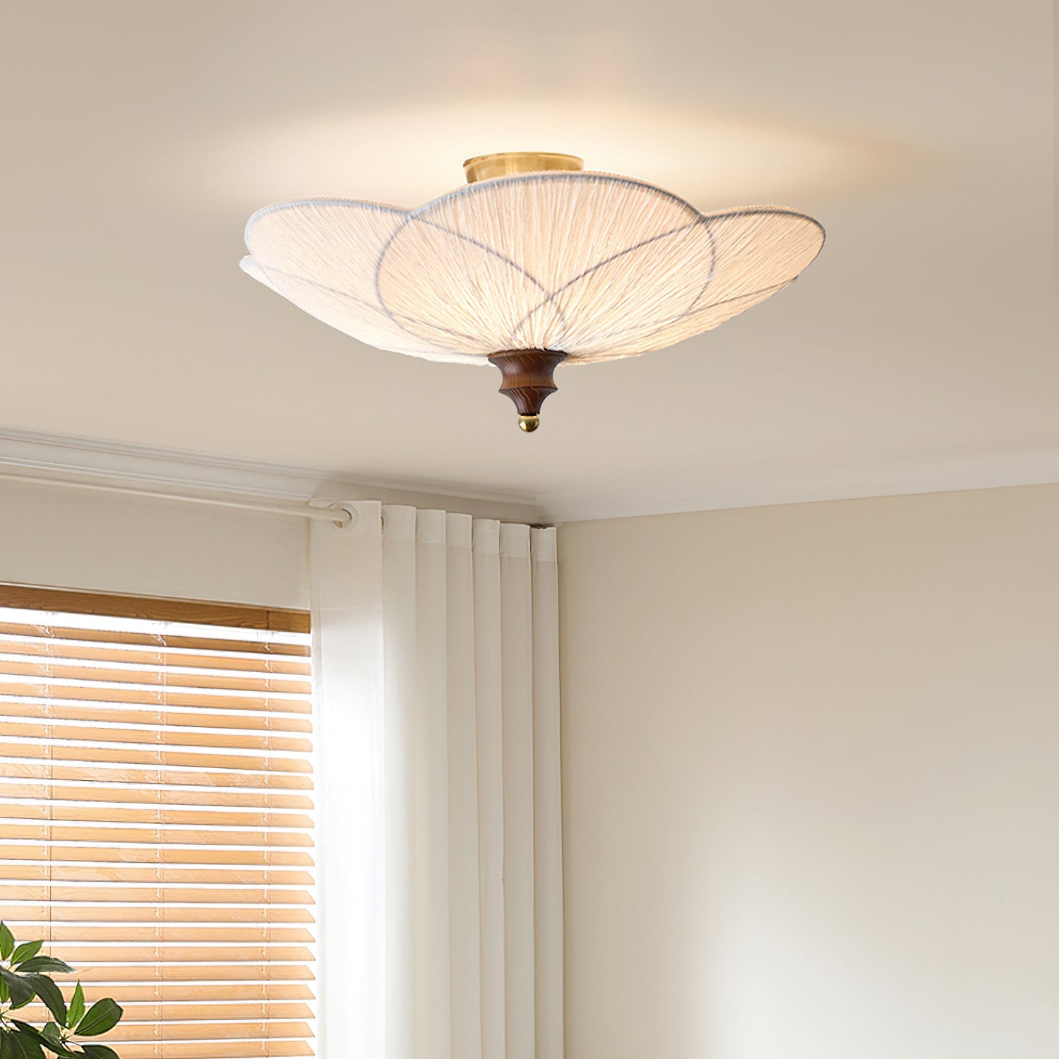 Winthrop Luminary Pendant
