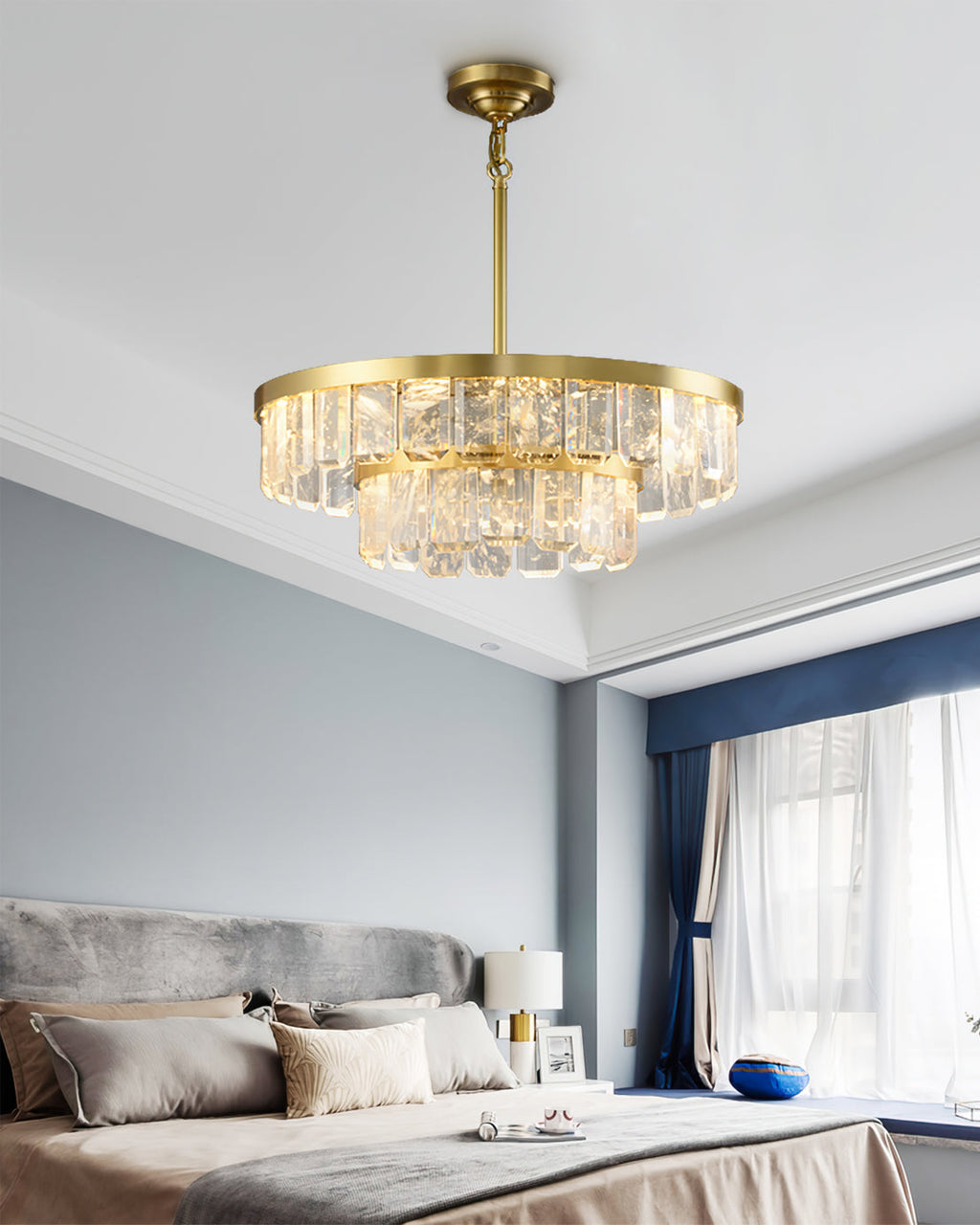 Ravenswood Crystal Cascade Lantern