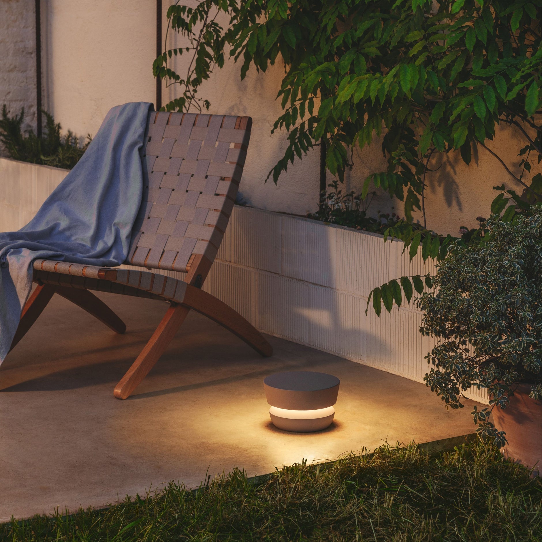 BRAMBLEHURST POLKA DOT OUTDOOR LANTERN
