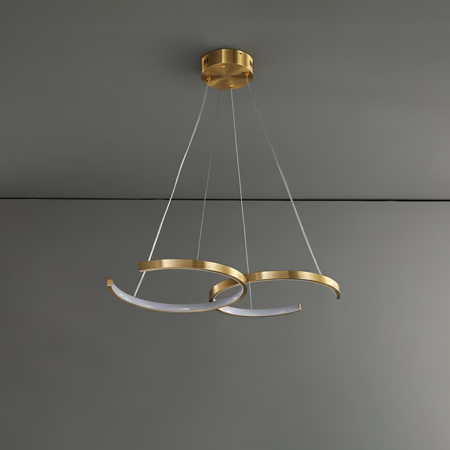 WINTERBOURNE INTERLOCKING ORB PENDANT