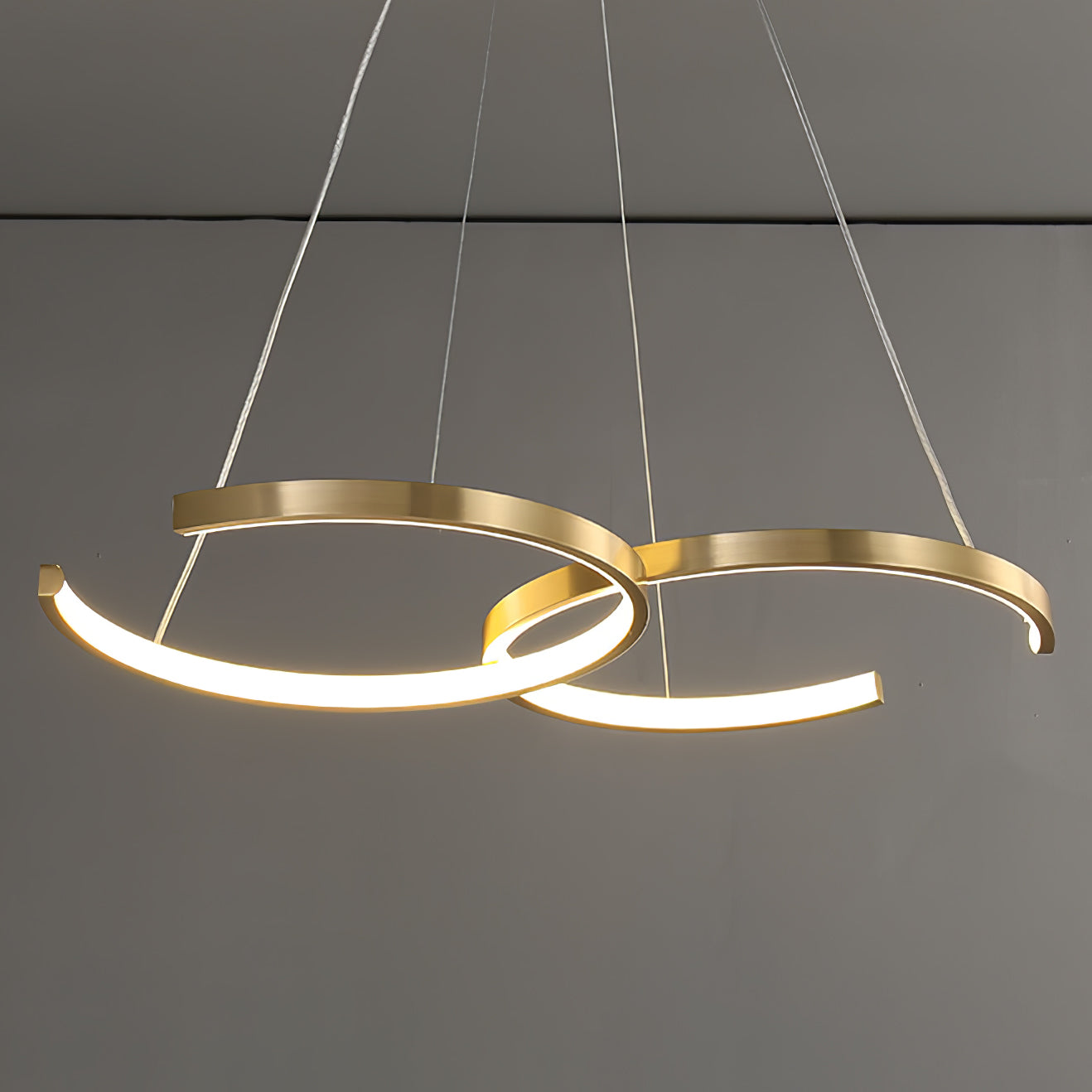 WINTERBOURNE INTERLOCKING ORB PENDANT