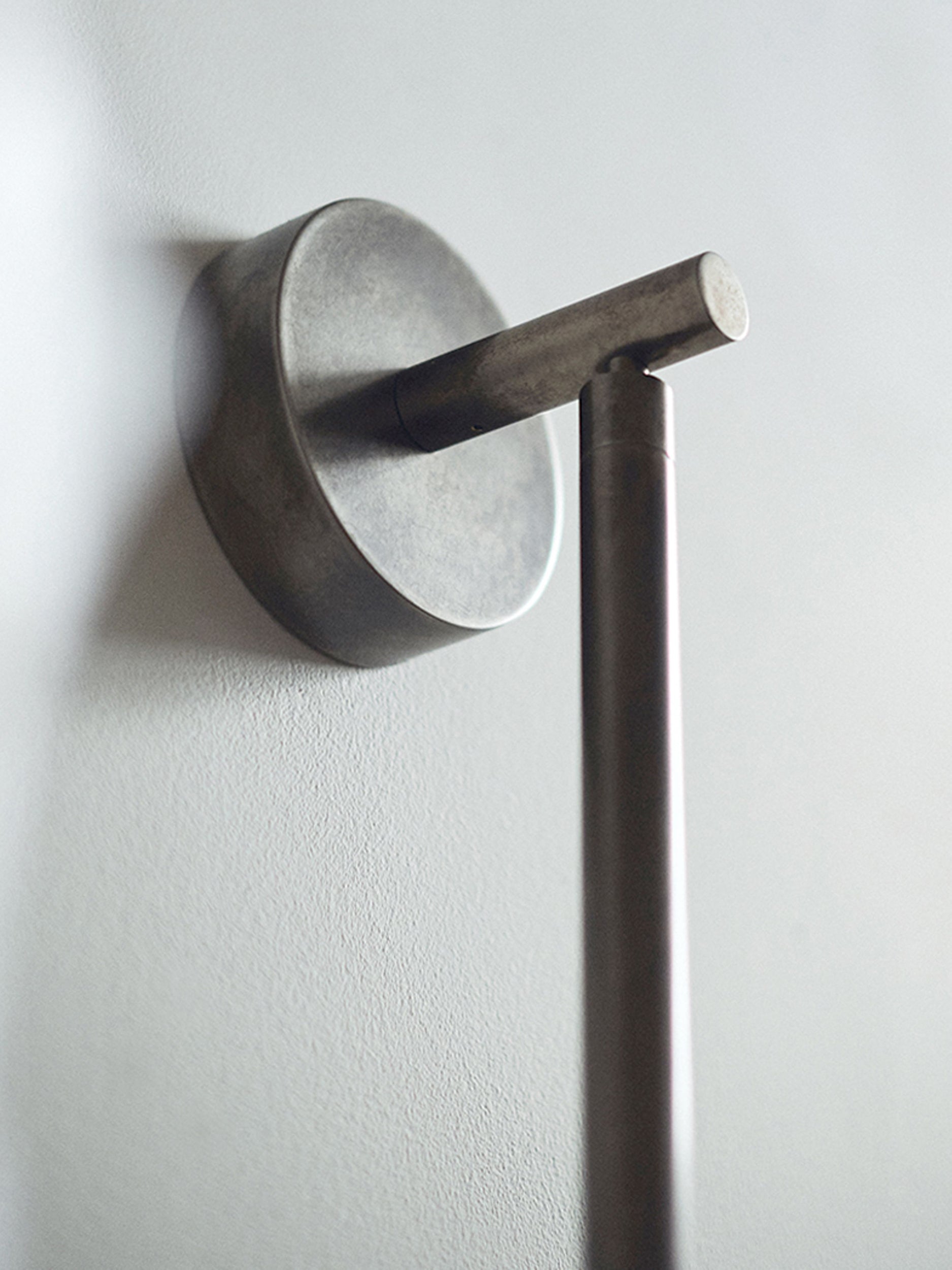BRIDGEMAN DRIP WALL SCONCE