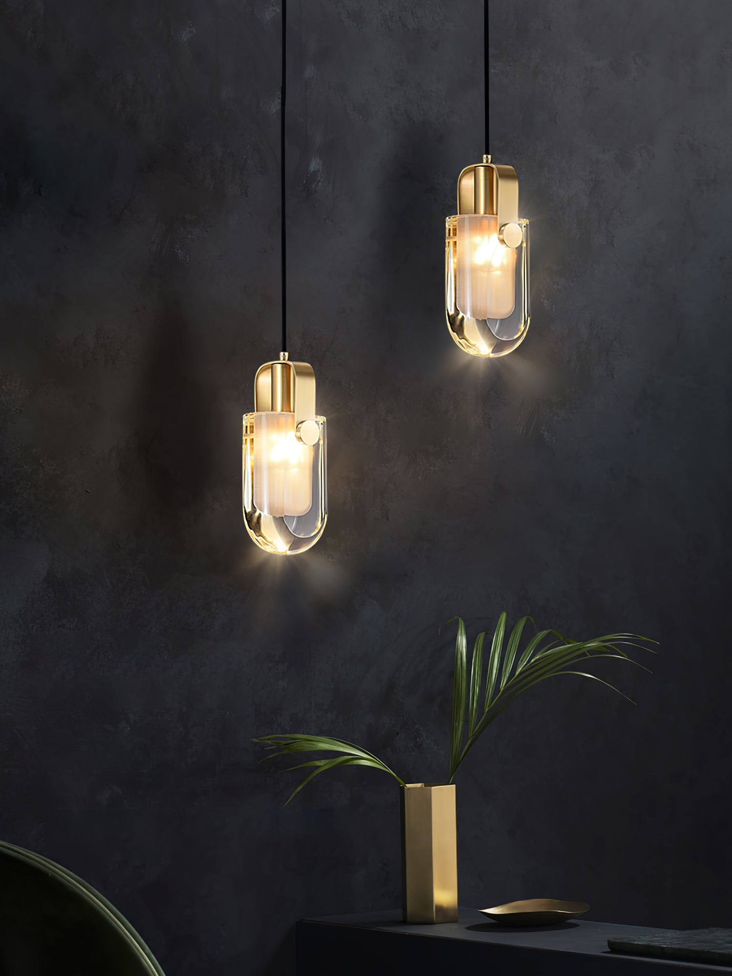 RAVENSCROFT GLEAMING DROPLET LIGHTING