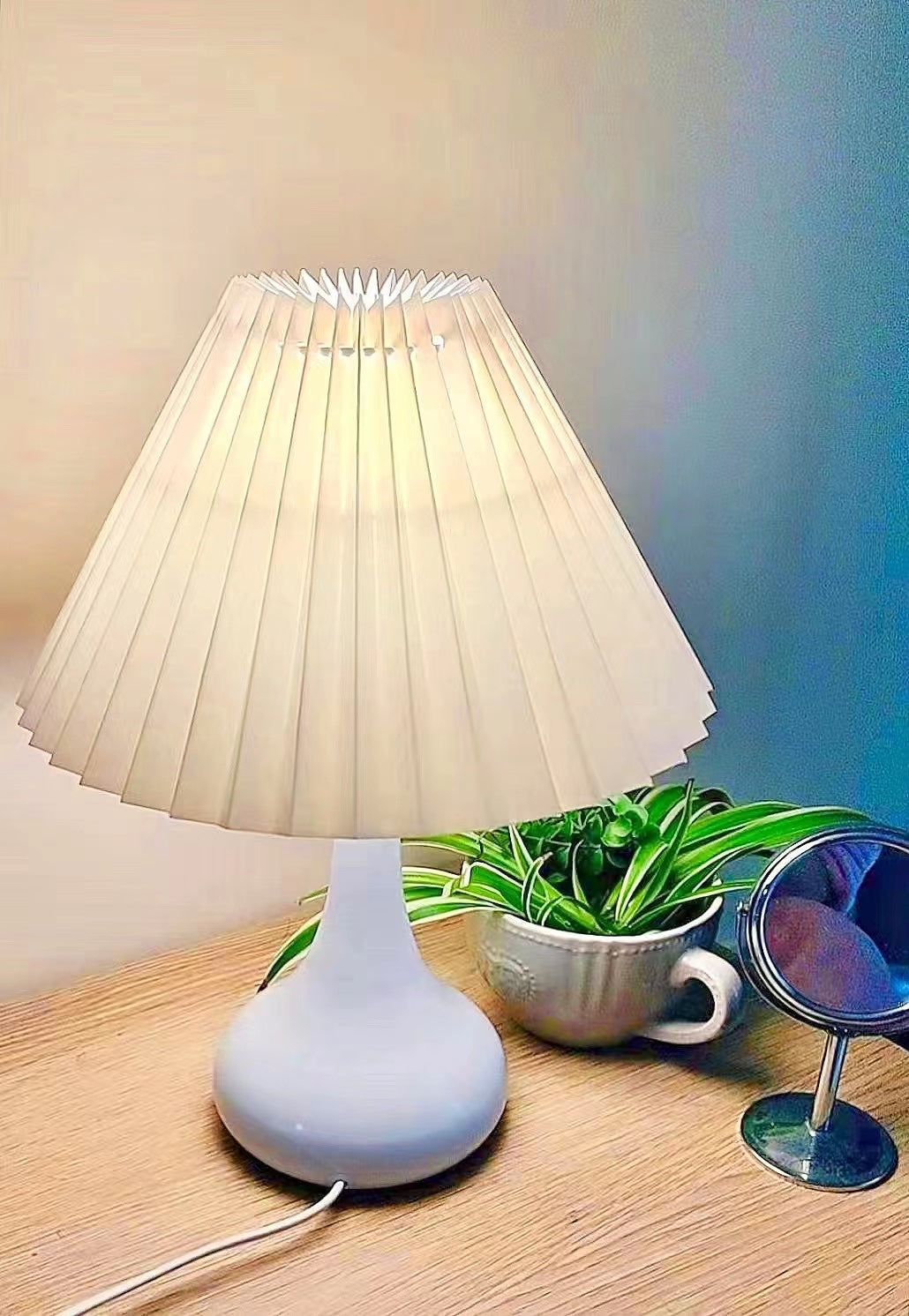 RAVENHURST DRUM-SHAPED ILLUMINATOR
