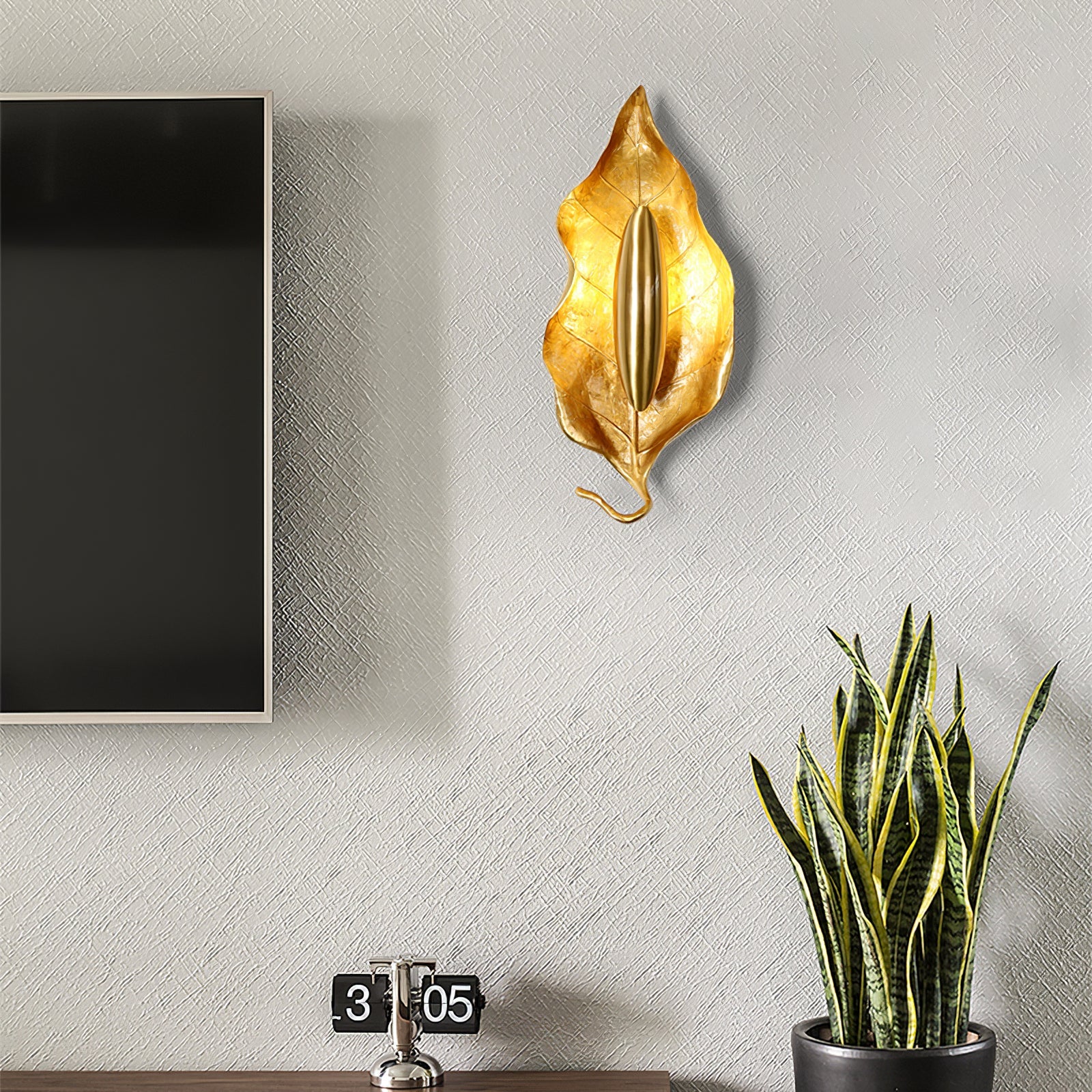 FENWICK WROUGHT IRON WALL SCONCE