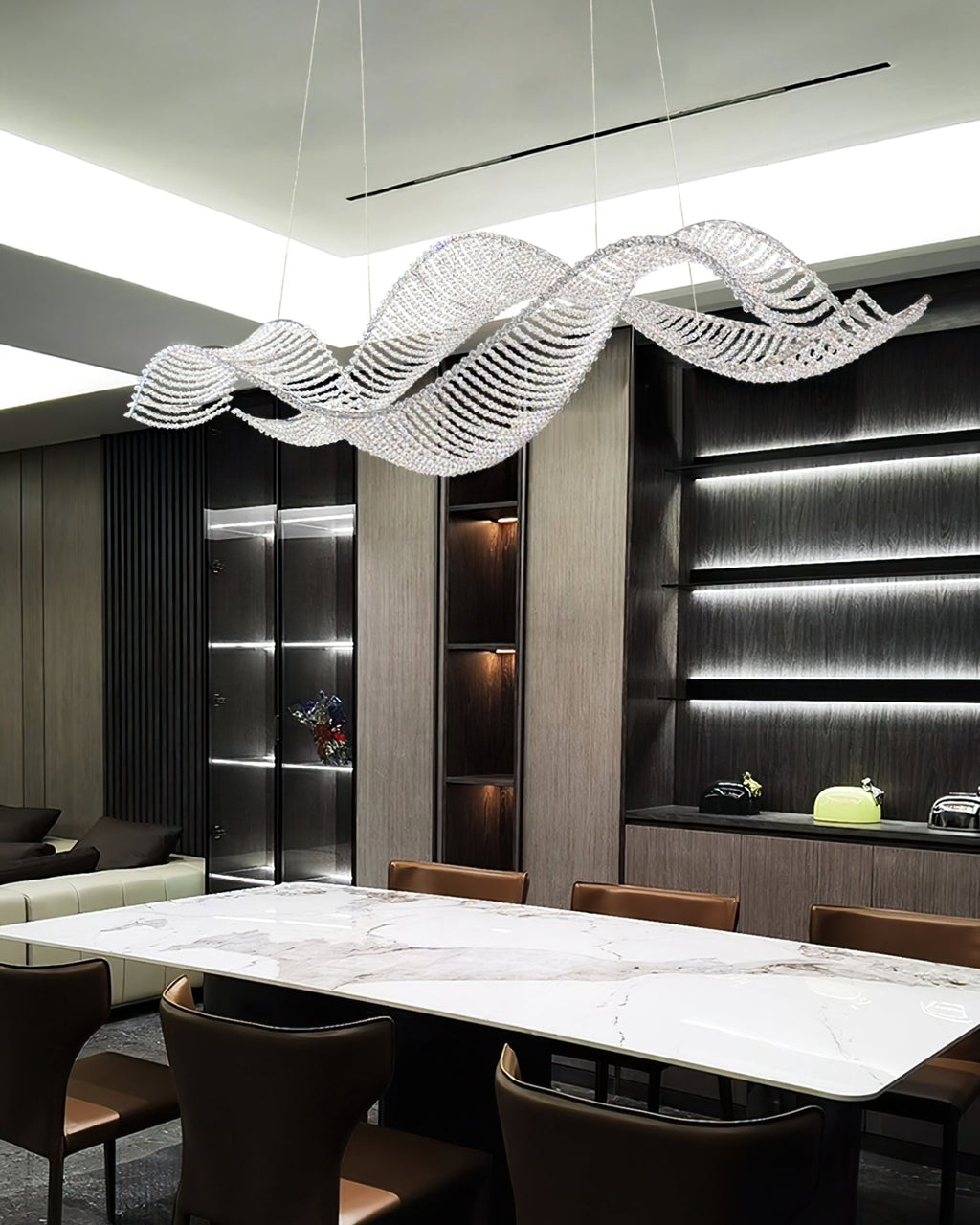 VANDERBILT CRYSTAL DROPLET CHANDELIER