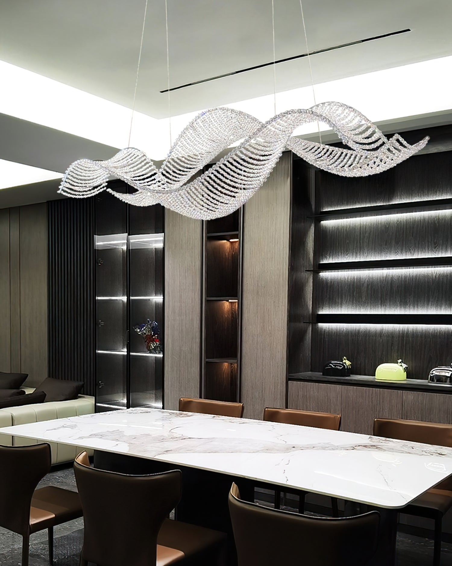 VANDERBILT CRYSTAL DROPLET CHANDELIER
