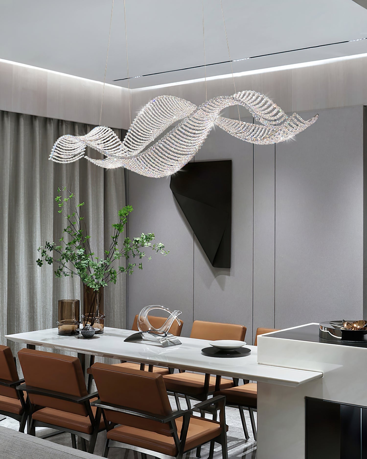 VANDERBILT CRYSTAL DROPLET CHANDELIER