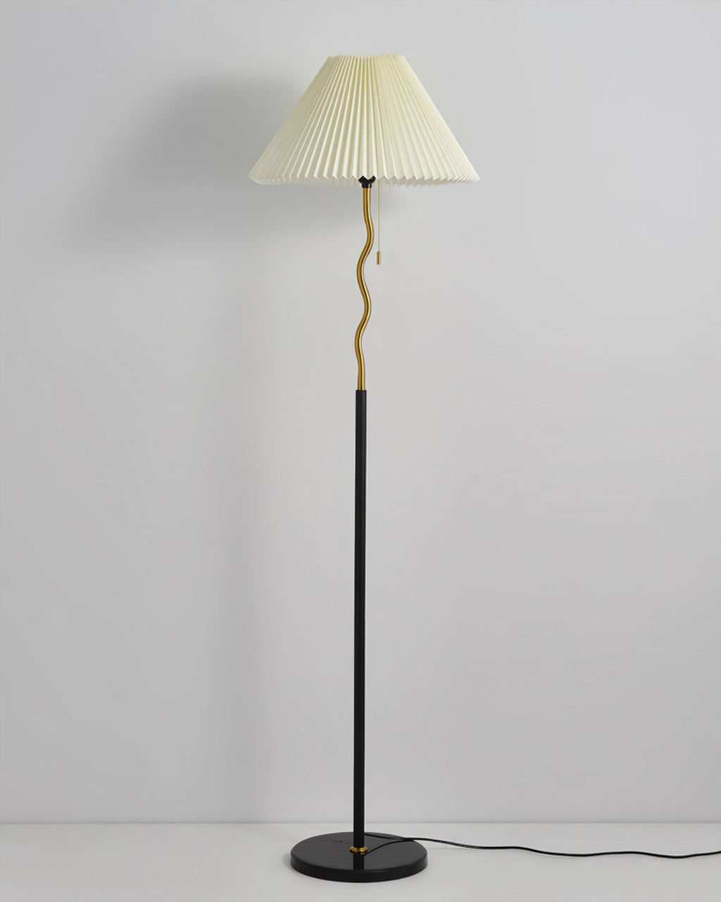 VANDERBILT MID-CENTURY TAPERED LAMP