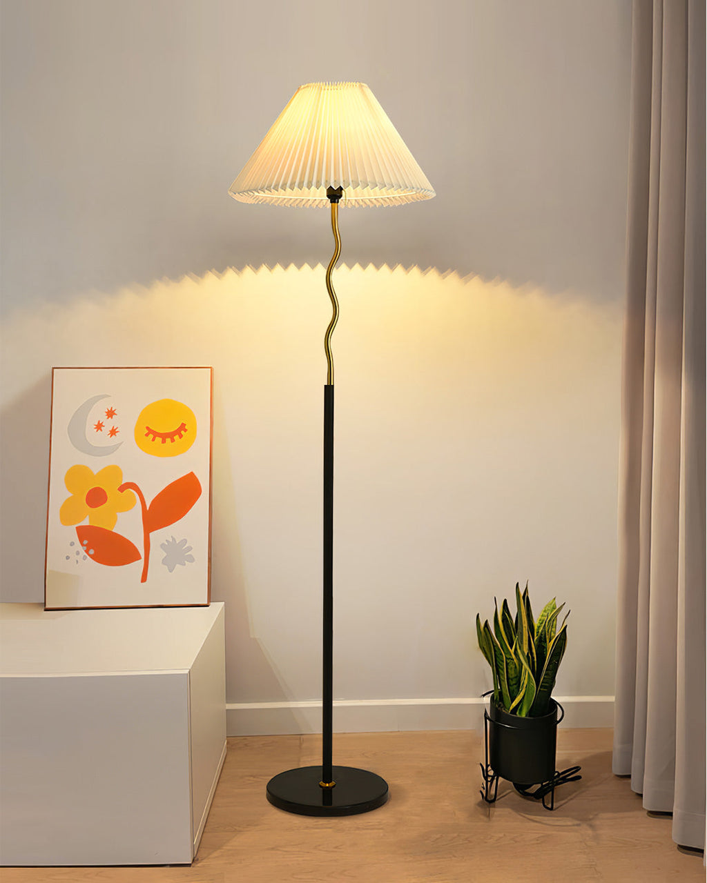 VANDERBILT MID-CENTURY TAPERED LAMP