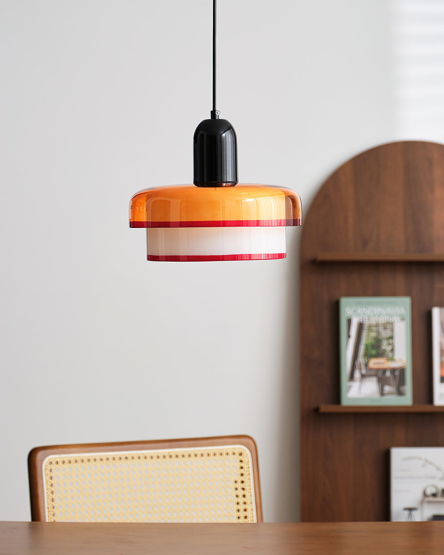 WINTHROP SUSPENDED GLASS ILLUMINATOR