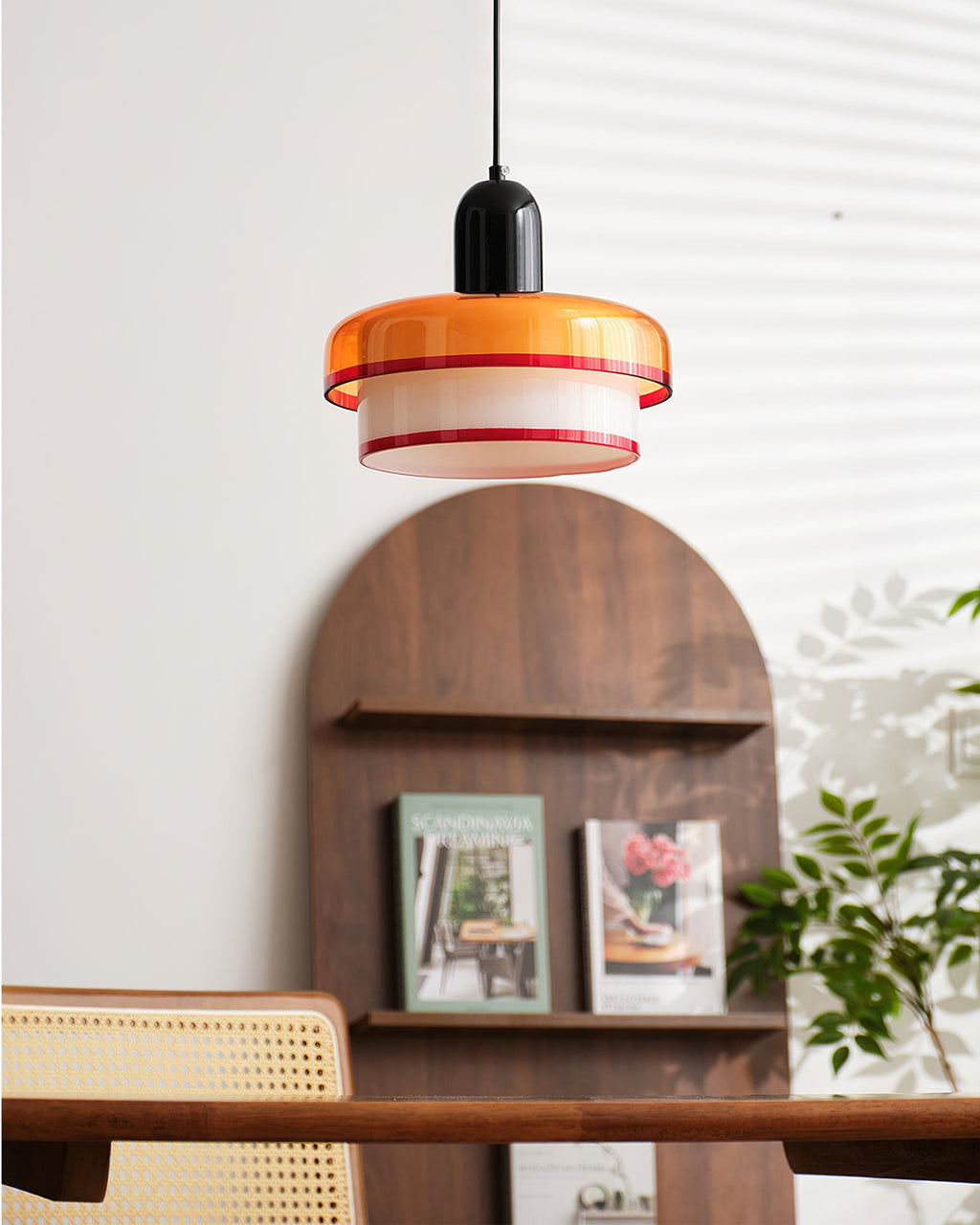 WINTHROP SUSPENDED GLASS ILLUMINATOR