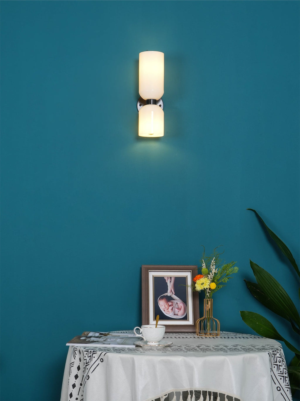 VANDERBILT ARTISANAL GLASS WALL SCONCE
