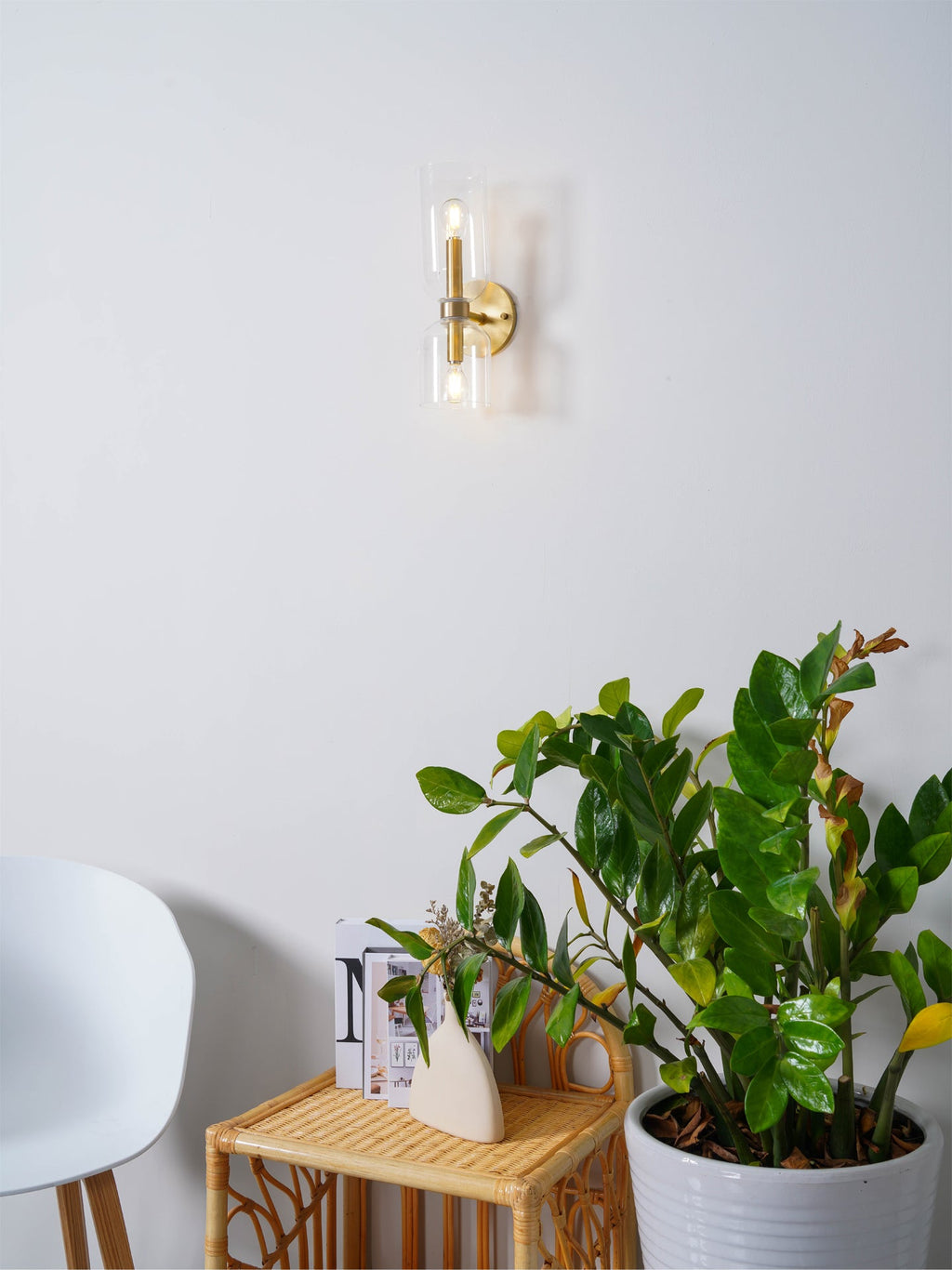 VANDERBILT ARTISANAL GLASS WALL SCONCE
